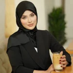 روسری ساتن کریستال مشکی sm03